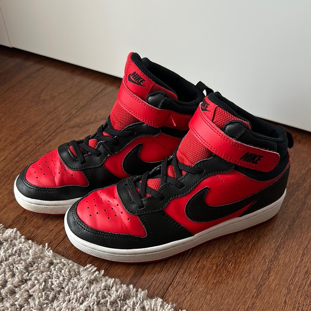 Nike Boys Red and Black Sneakers